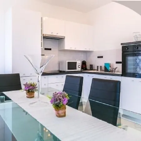 Appartement Viktoria *